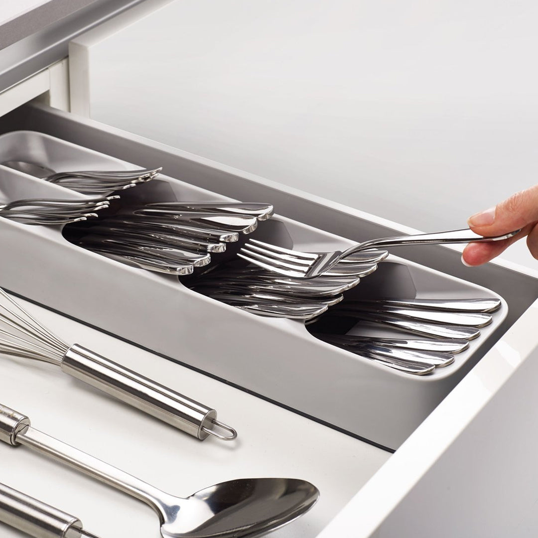 Compact Cutlery Organizer
