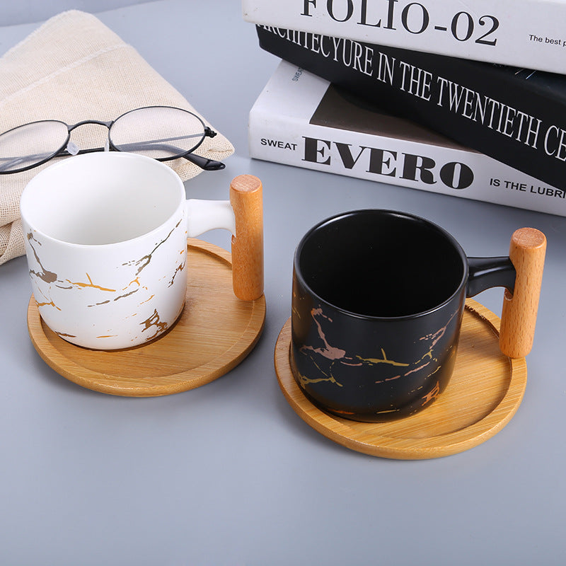 Carrera Finish Ceramic Cup with wood Hand