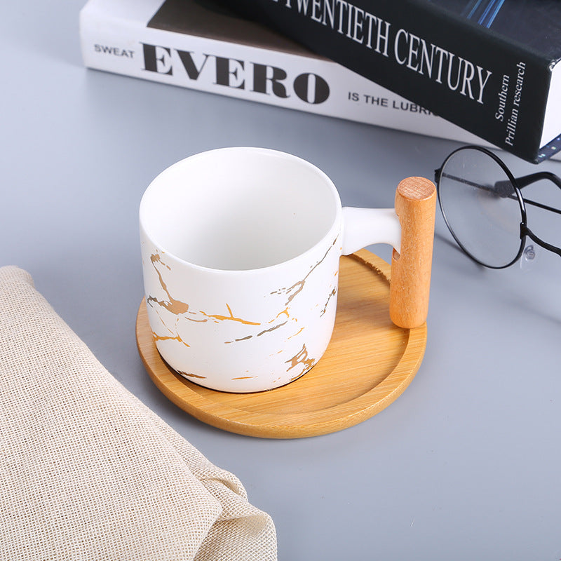 Carrera Finish Ceramic Cup with wood Hand